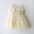 Robe bébé délicate à motif marguerites